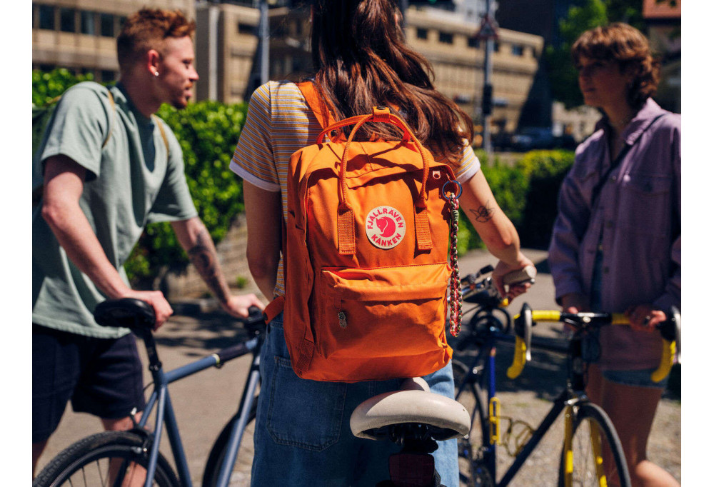 WHY CHOOSE THE KANKEN BAG?